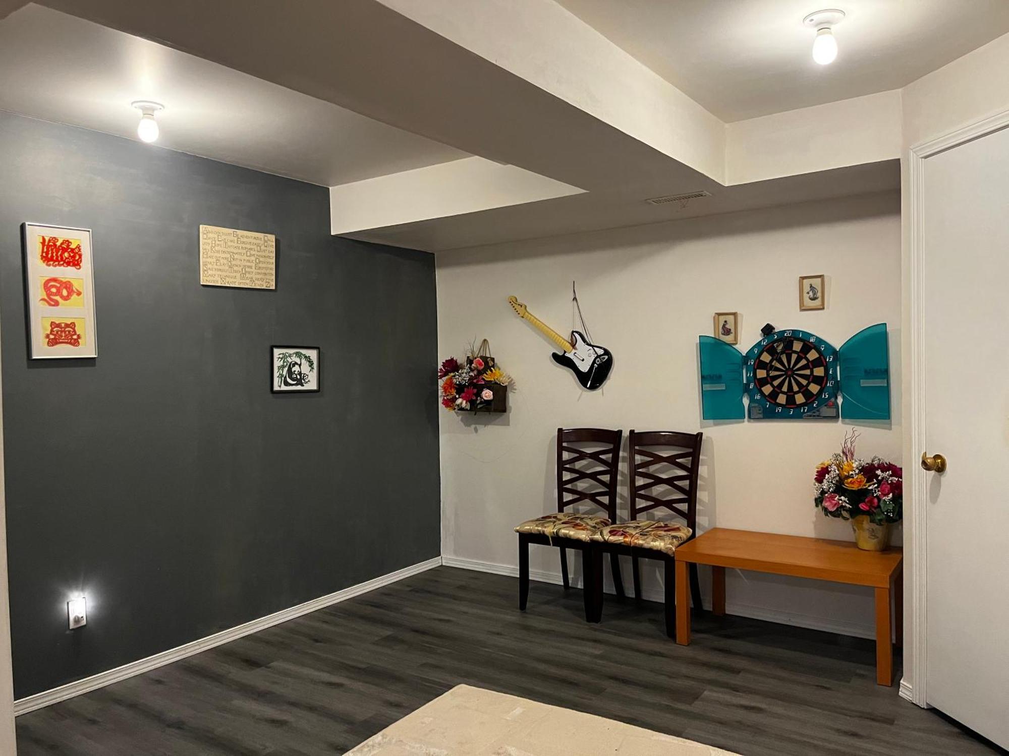 Hidden Valley New Basement Suite With Private Bathroom! Calgary Exterior photo